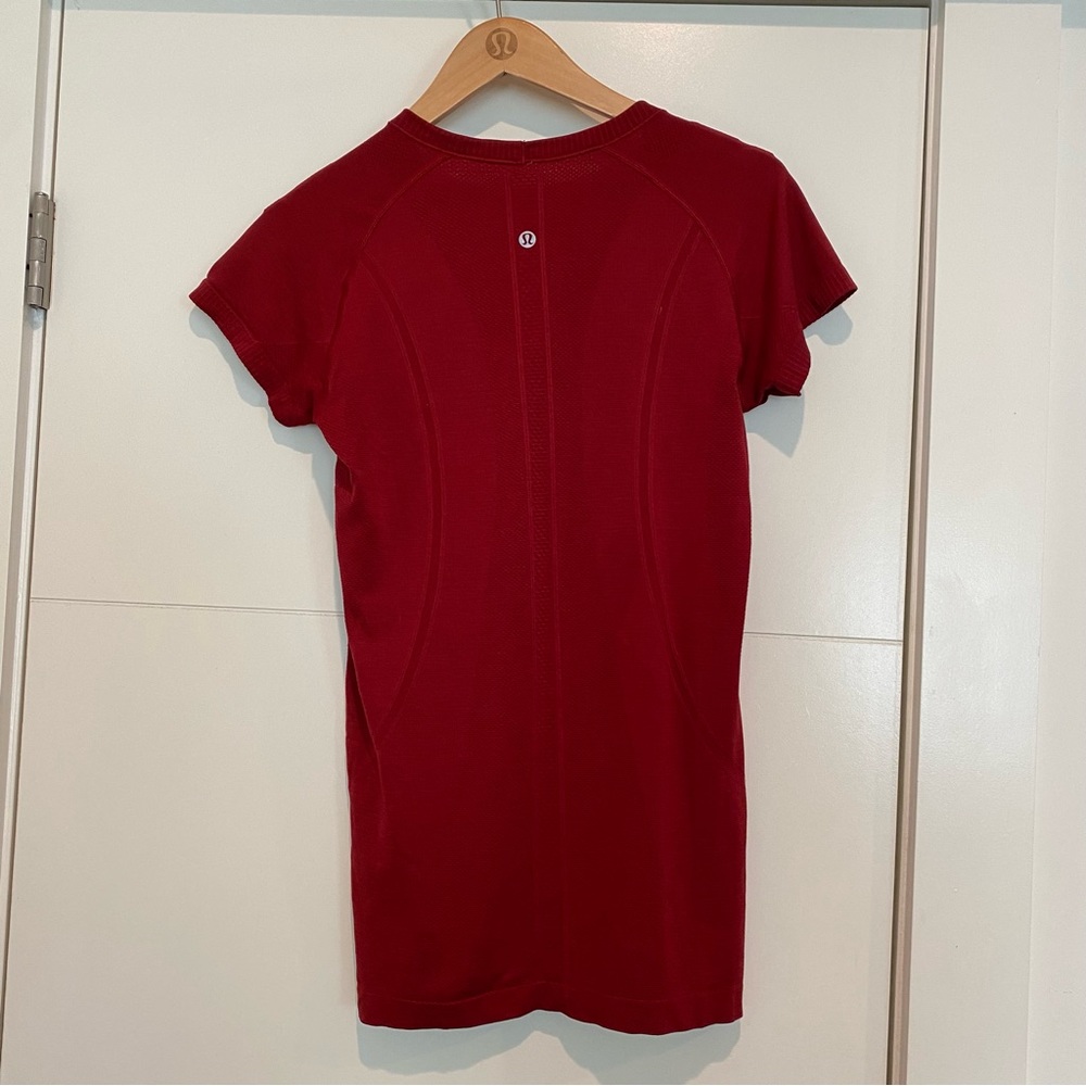 Swiftly Tech Short Sleeve Shirt